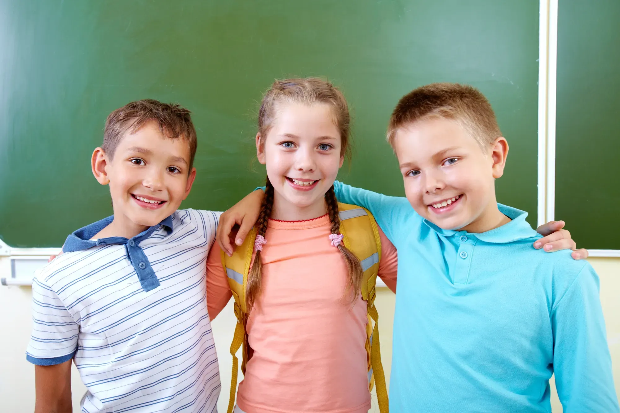 Schülerinnen und Schüler im gemeinsamen Austausch